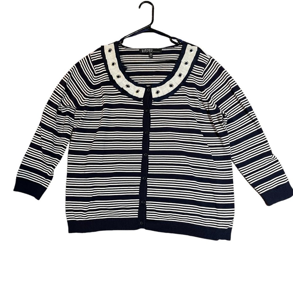 William Kasper‎ sportwear Navy and White knit cardigan Size 3X